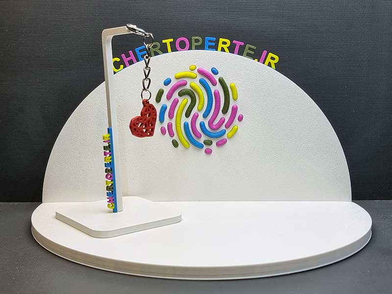 آویز قلب قرمز